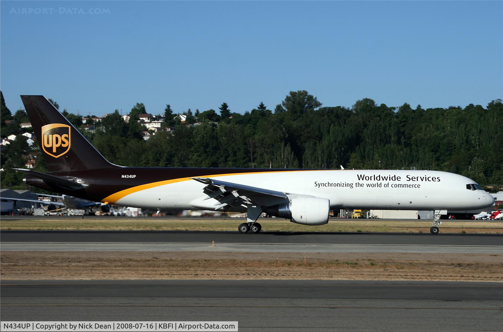 N434UP, 1993 Boeing 757-24APF C/N 25465, Nightly freight flight