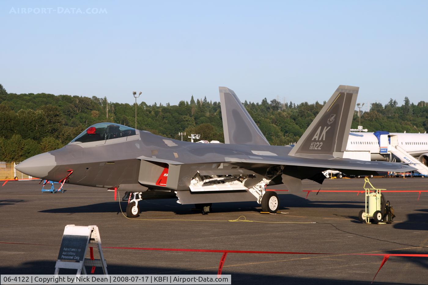06-4122, 2006 Lockheed Martin F-22A Raptor C/N 4122, Visitor