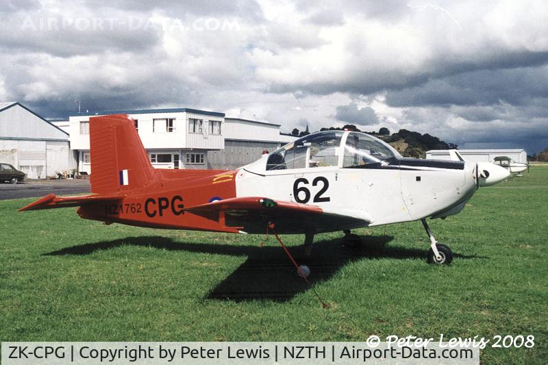 ZK-CPG, 1970 AESL Airtourer T6 C/N A552, C P Grounsell, Paeroa - 2005