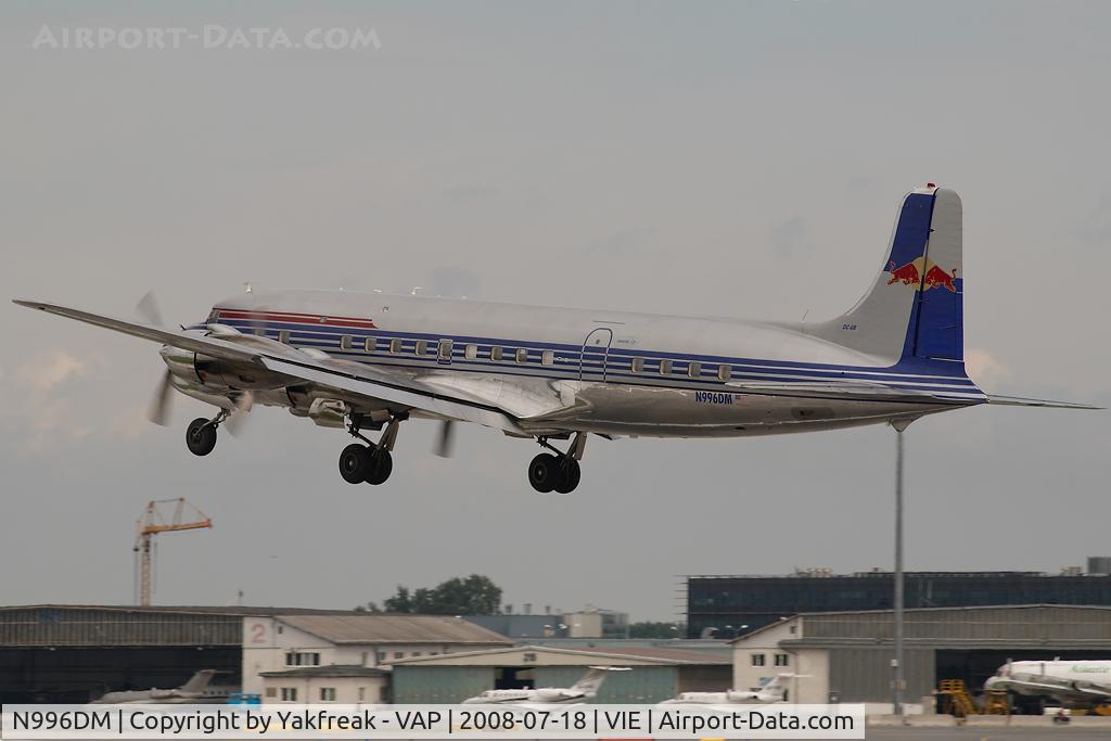 N996DM, 1958 Douglas DC-6B C/N 45563, Red Bull DC6