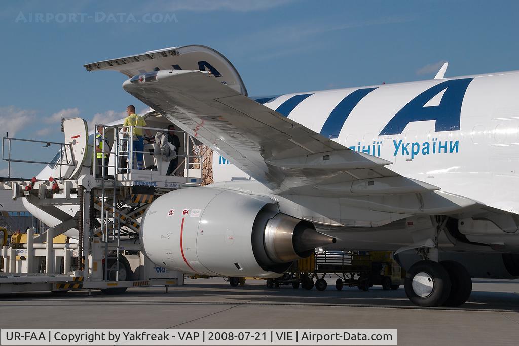 UR-FAA, 1989 Boeing 737-3Y0(F) C/N 24462, Ukraine Cargo Boeing 737-300
