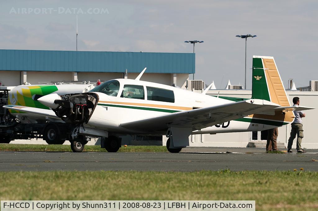 F-HCCD, Mooney M20J 201 C/N Not found F-HCCD, On maintenance...