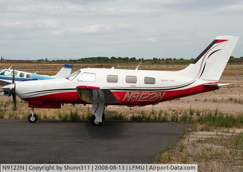 N9122N, 1987 Piper PA-46-310P Malibu C/N 4608097, Parked here...