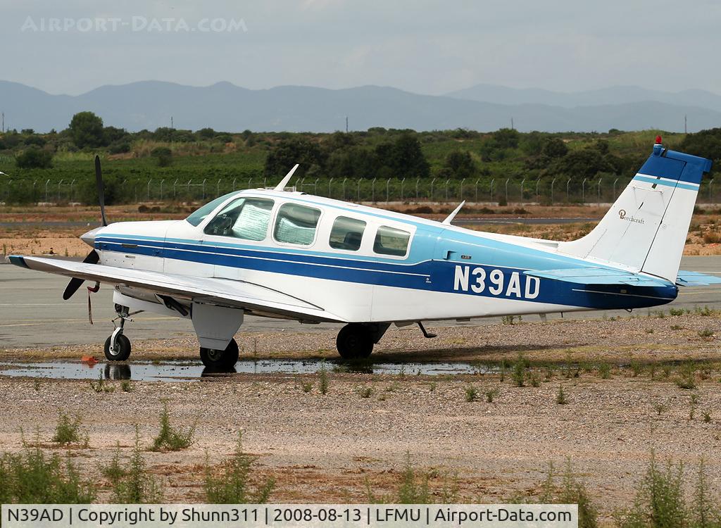 N39AD, 1972 Beech A36 Bonanza 36 C/N E316, Parked here...