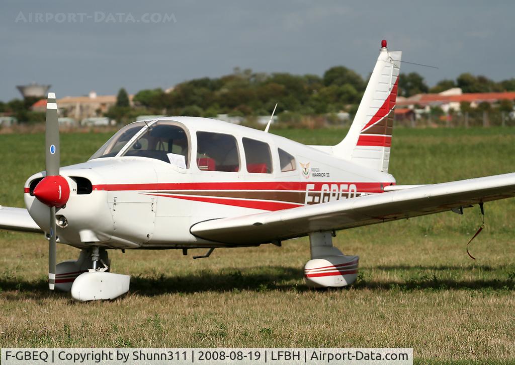 F-GBEQ, Piper PA-28-161 Warrior II C/N 28-8416103, Parked in the grass...