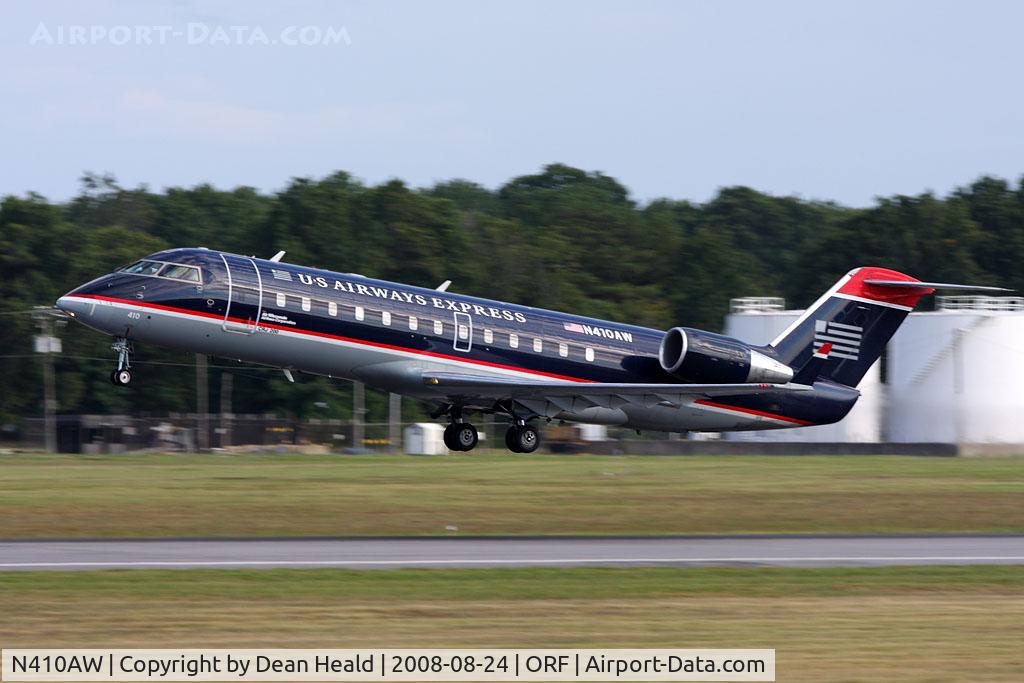 N410AW, 2001 Bombardier CRJ-200LR (CL-600-2B19) C/N 7490, US Airways Express (operated by Air Wisconsin) N410AW (FLT AWI3650) departing RWY 5 enroute to Reagan National (KDCA).