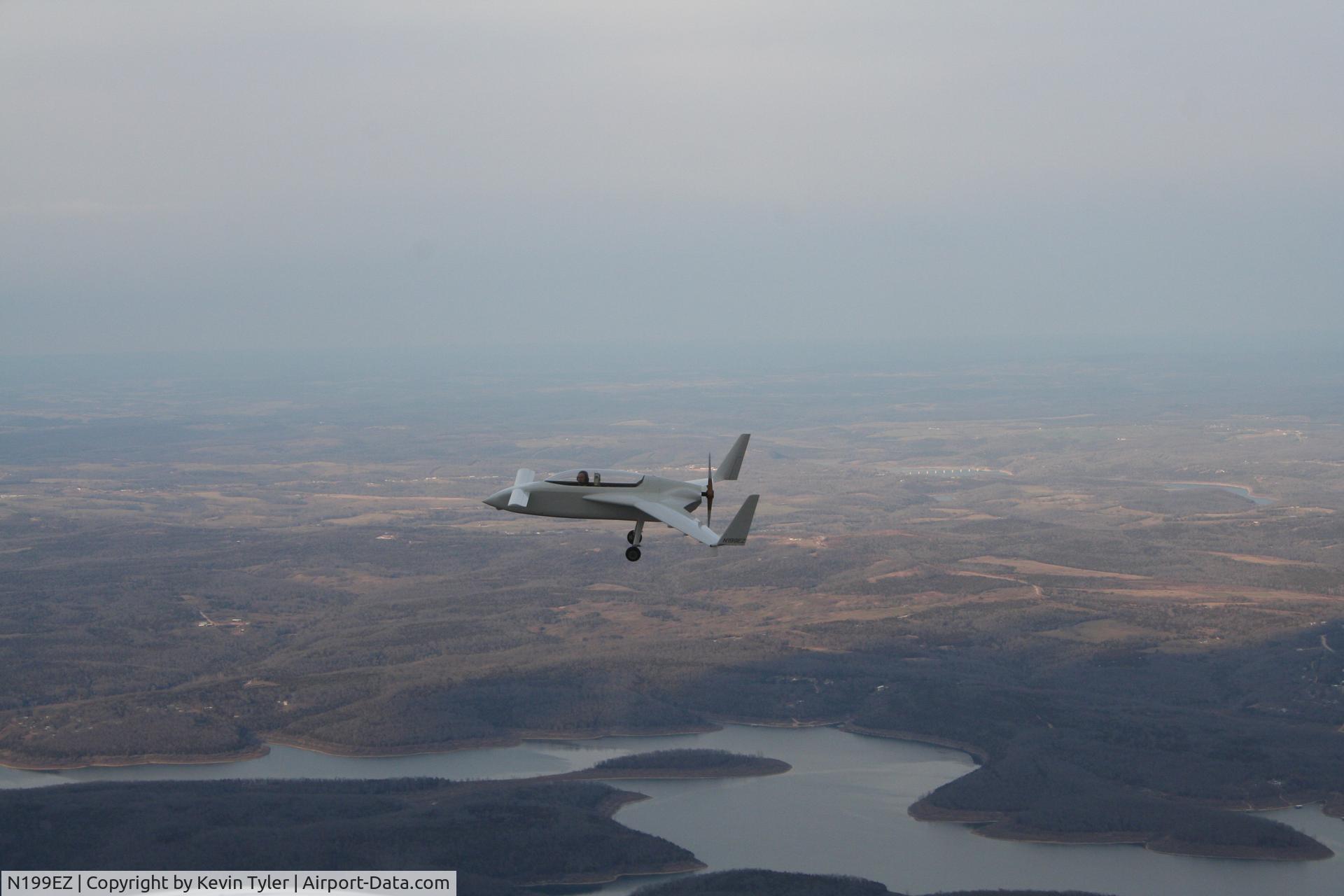 N199EZ, 2000 Rutan VariEze C/N 1153, easy over the lake