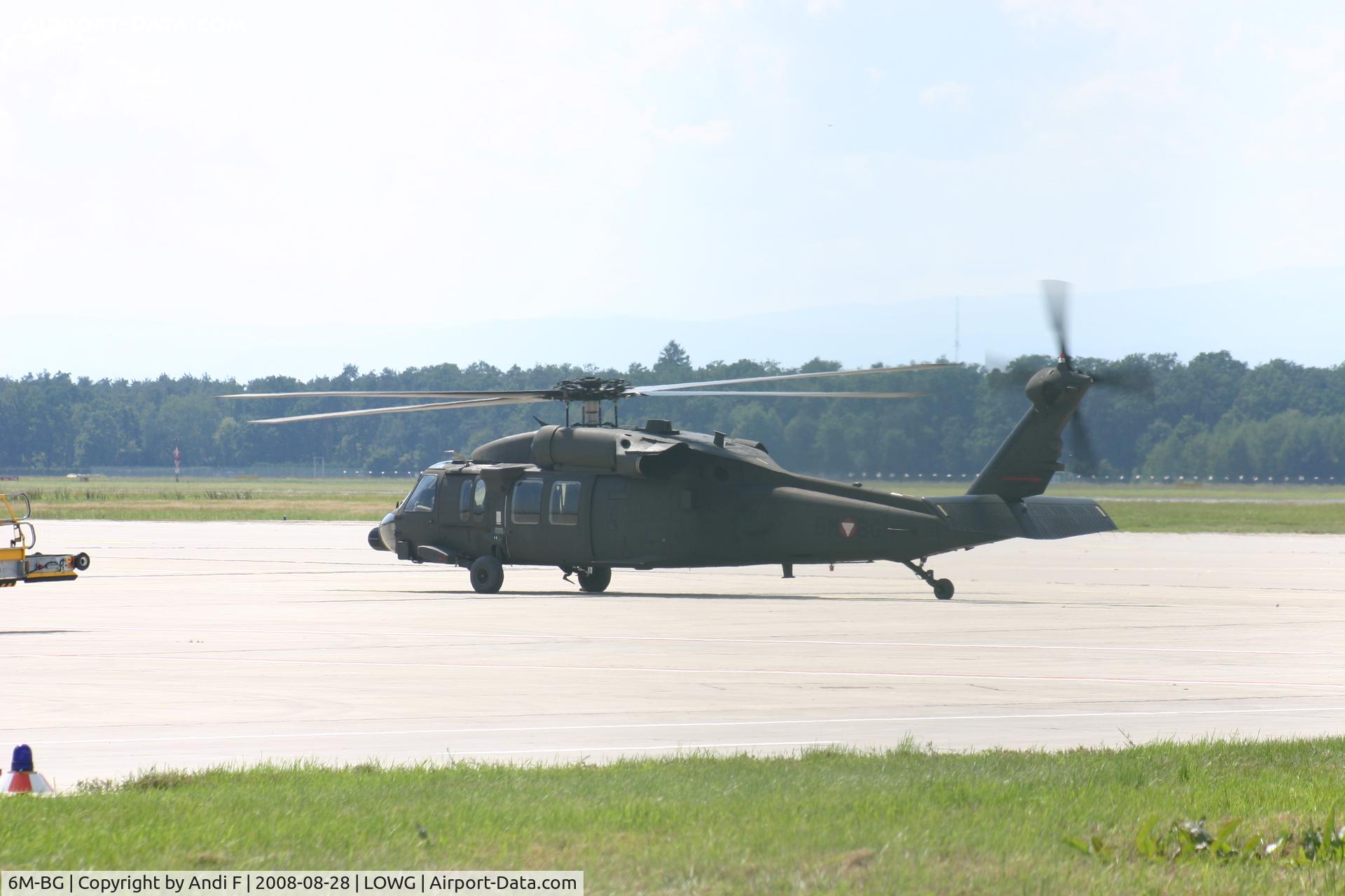 6M-BG, 2002 Sikorsky S-70A-42 Black Hawk C/N 70-2756, Black Hawk