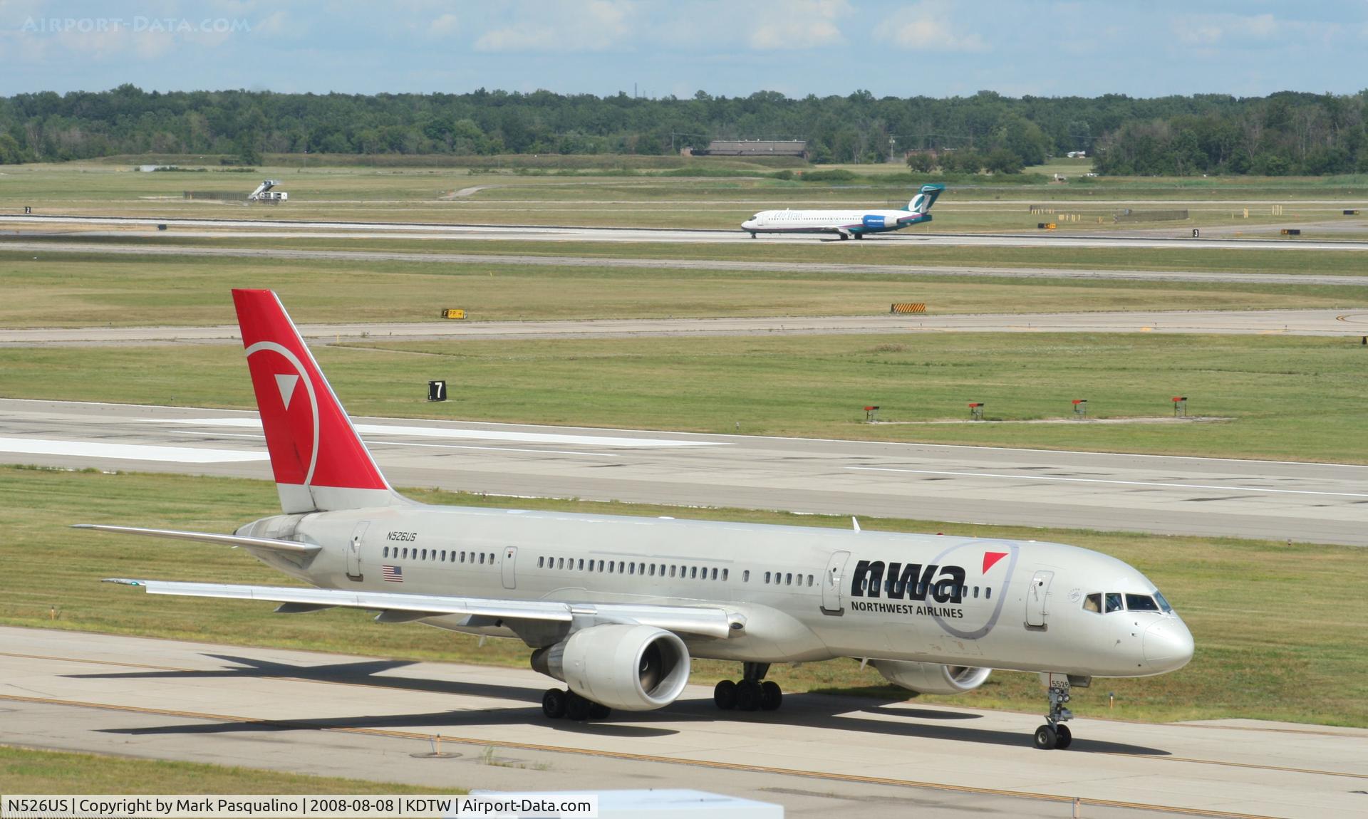 N526US, 1987 Boeing 757-251 C/N 23620, Boeing 757-200