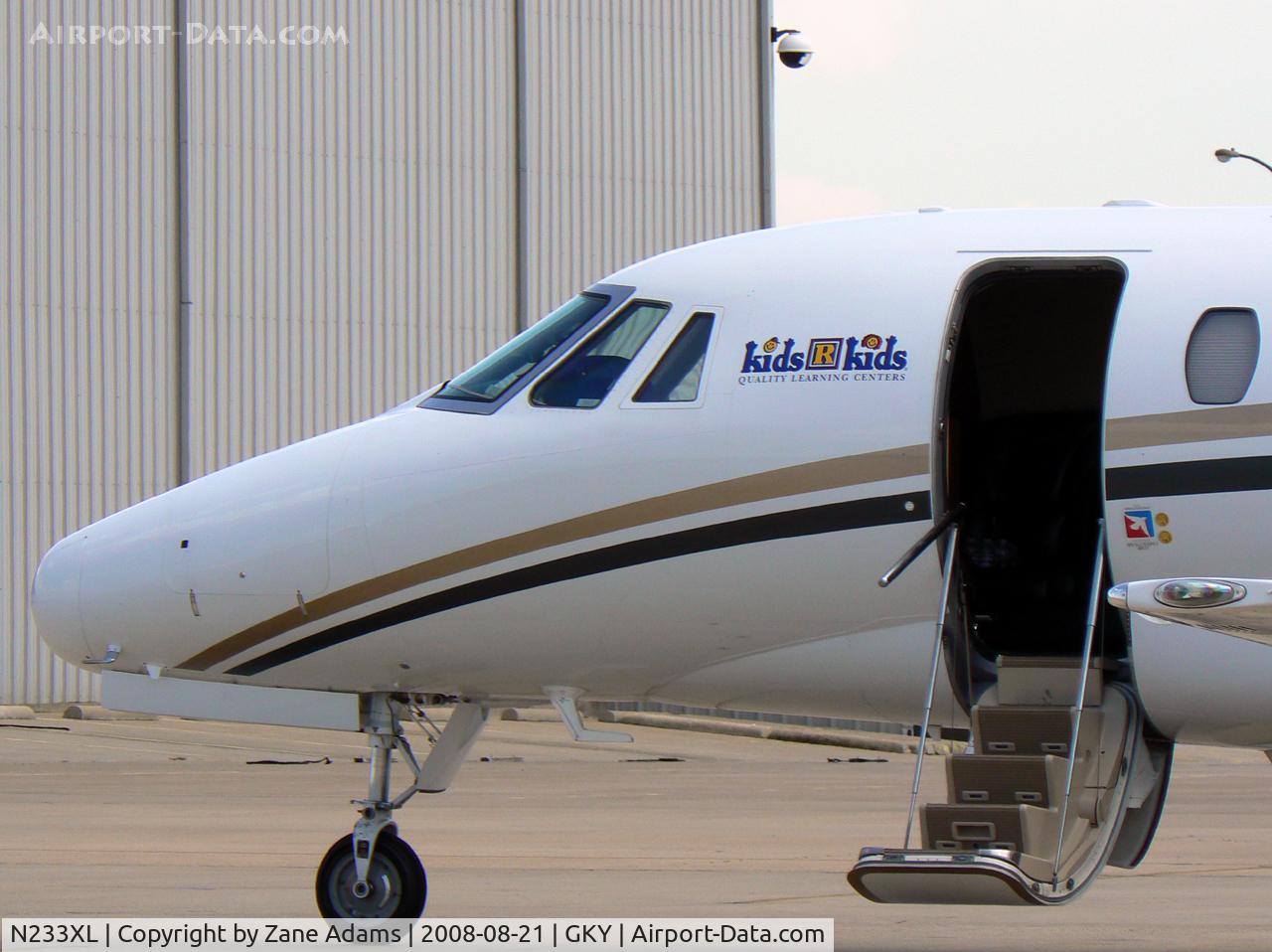 N233XL, 2002 Cessna 560XL C/N 560-5233, At Arlington Municipal