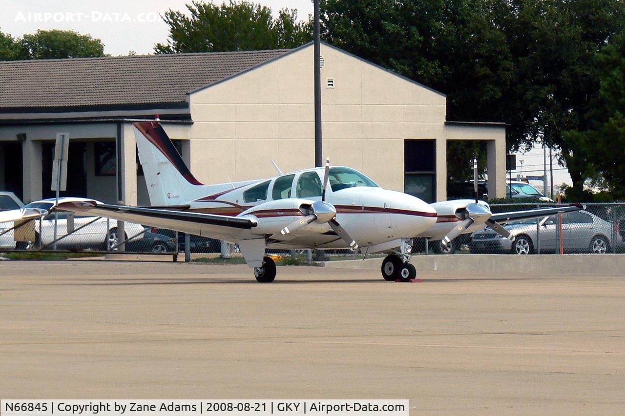 N66845, 1979 Beech 95-B55 (T42A) Baron C/N TC-2287, At Arlington Municipal