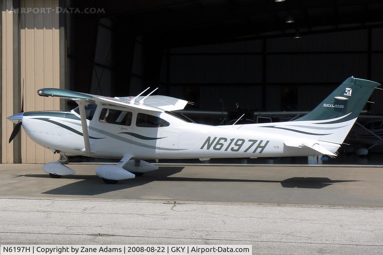 N6197H, 2008 Cessna 182T Skylane C/N 18282083, At Arlington Municipal