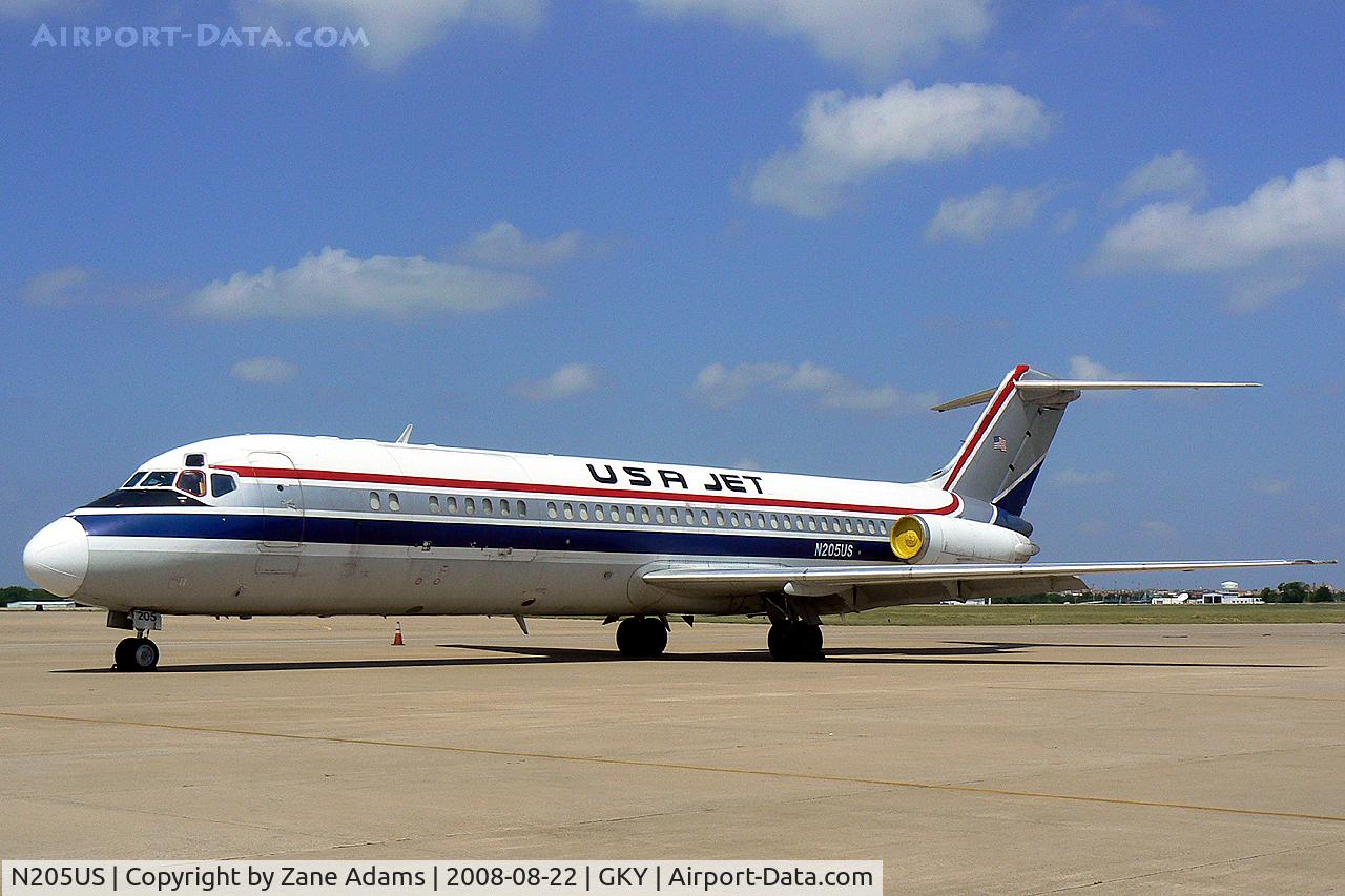 N205US, 1976 McDonnell Douglas DC-9-32F C/N 47690, USA Jet DC-9 at Arlington Municipal
