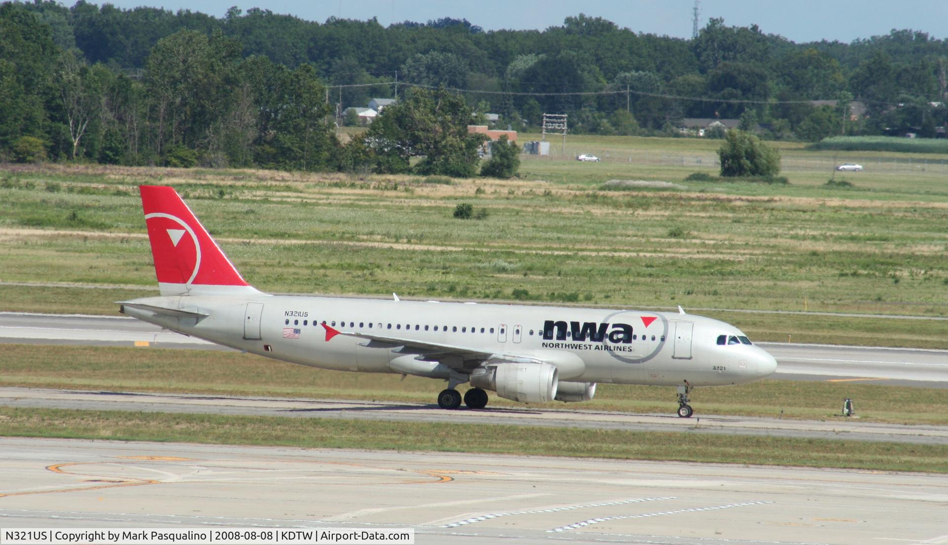 N321US, 1992 Airbus A320-211 C/N 262, Airbus A320