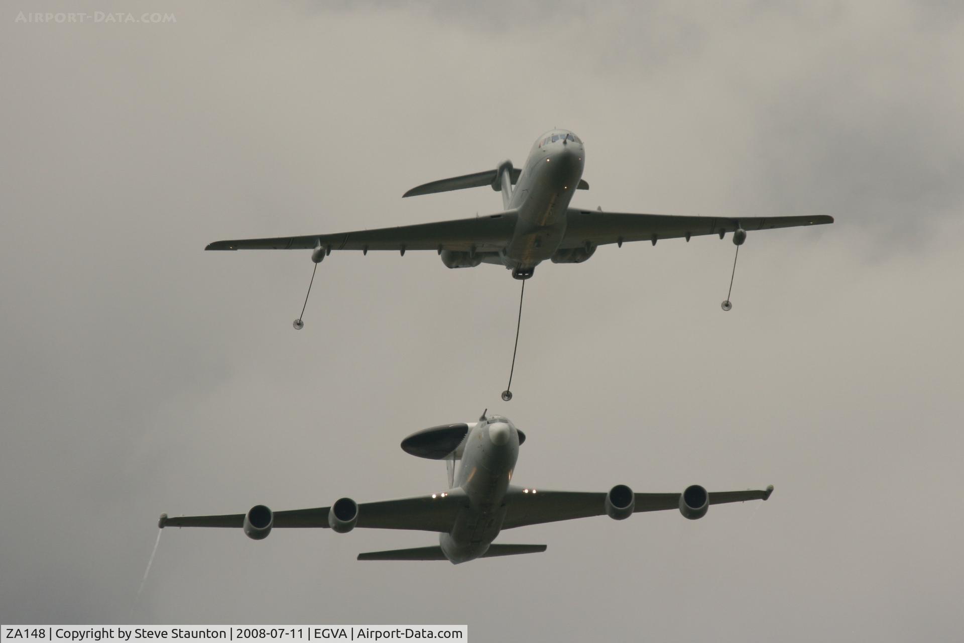 ZA148, 1967 Vickers VC10 K.3 C/N 883, Royal Air Force 90th Anniversary fly past 11th July 2008 at RIAT Fairford in front of Her Majesty The Queen on a cold, wet and gloomy English Summers Day