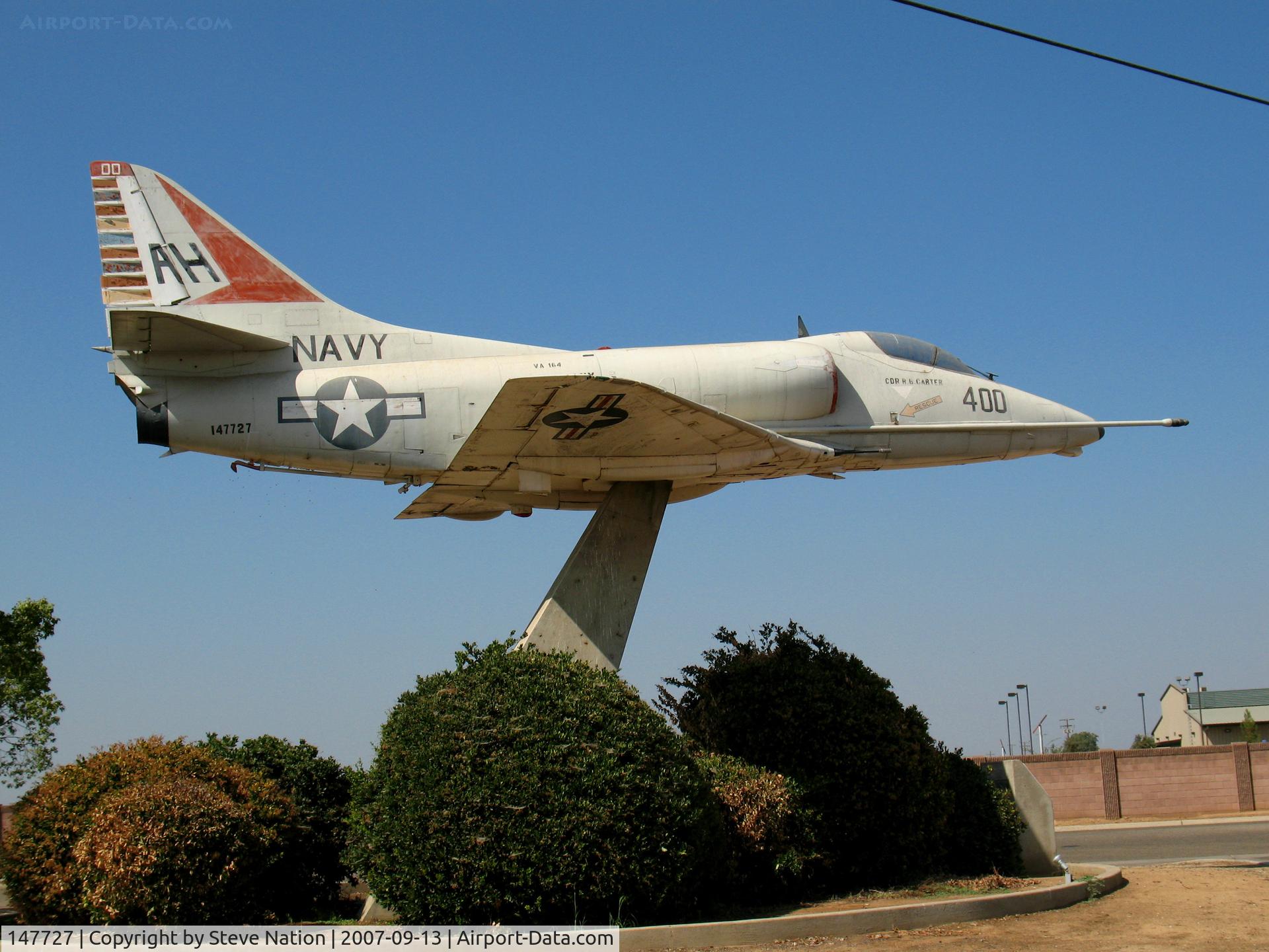 147727, Douglas A-4L Skyhawk C/N 12491, Pole-mounted A-4 in markings of VA-164 AH-400 USS oriskany