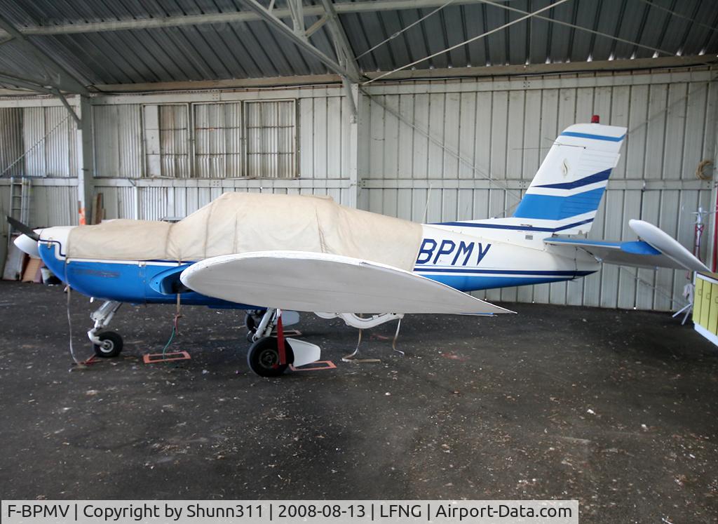 F-BPMV, Socata MS-892A Commodore 150 C/N 10778, In the Airclub's hangar...