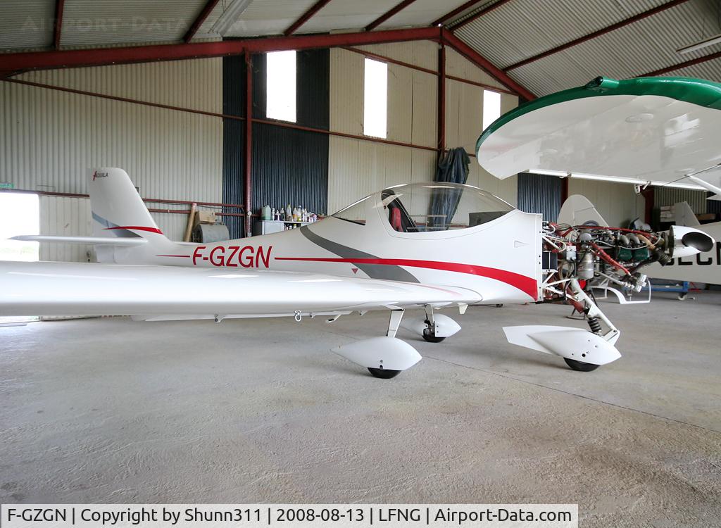 F-GZGN, Aquila A210 (AT01) C/N AT01-138, On maintenance...