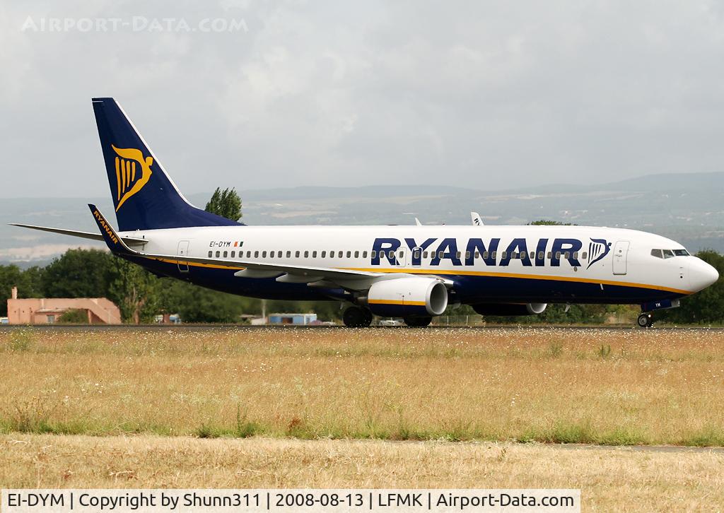 EI-DYM, 2008 Boeing 737-8AS C/N 36575, Rolling to the gate...