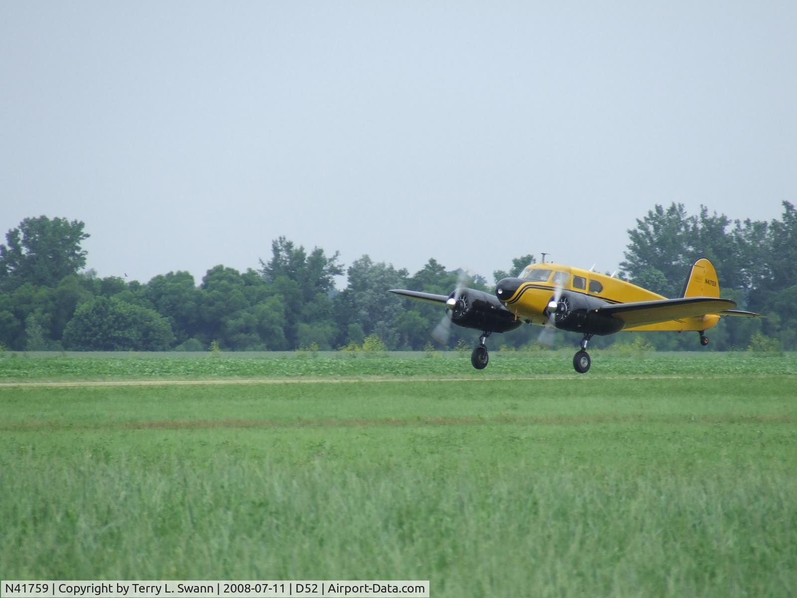 N41759, 1944 Cessna UC-78 (T-50) Bobcat C/N 5807, Taking off at Geneseo