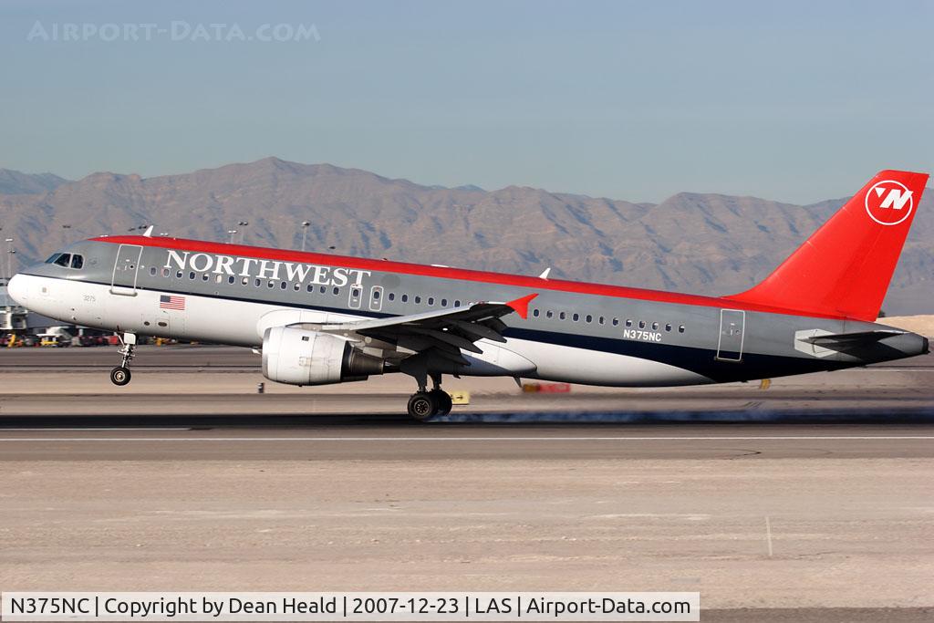 N375NC, 2002 Airbus A320-212 C/N 1789, Northwest Airlines N375NC (FLT NWA777) from Minneapolis/St Paul (KMSP) landing on RWY 25L.