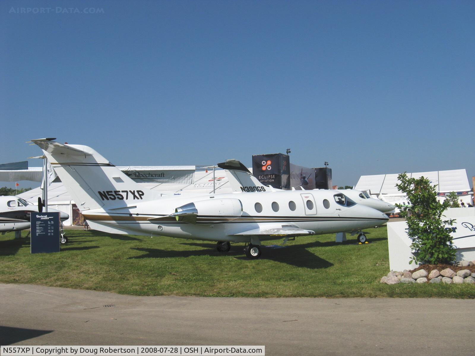N557XP, 2008 Hawker Beechcraft 400A Beechjet C/N RK-557, Hawker Beechcraft 400A, two P&W JT15D-5 turbofans 2,965 lb st each, Nordam thrust reversers