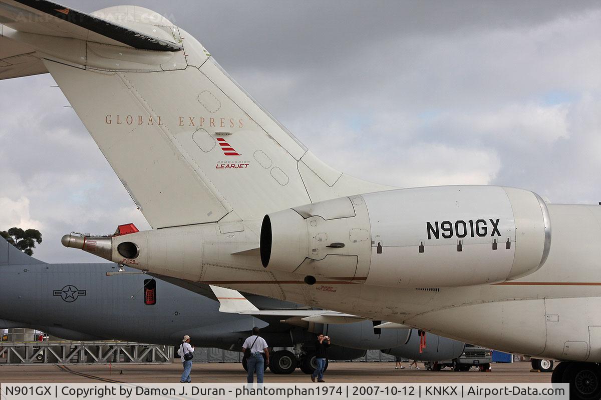N901GX, 1996 Bombardier BD-700-1A10 Global Express C/N 9001, Taken at MCAS Miramar Airshow 2007