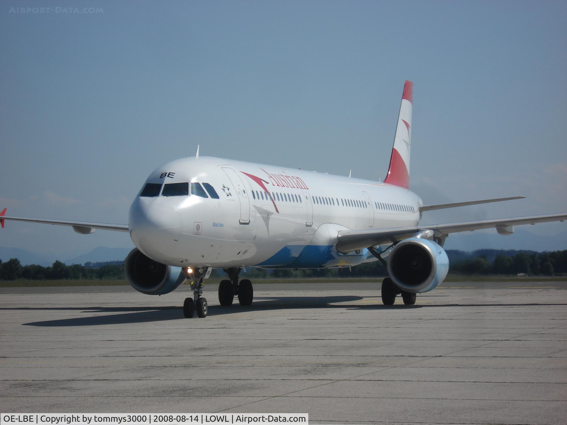 OE-LBE, 1998 Airbus A321-211 C/N 935, Airbus Industries A321-211