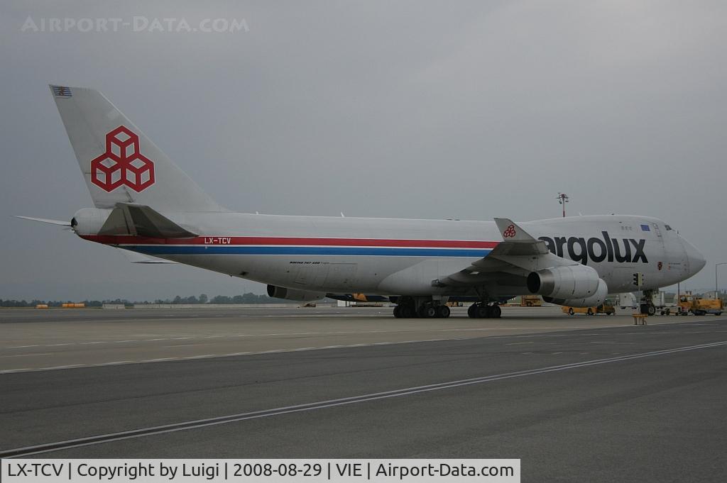 LX-TCV, 2002 Boeing 747-4R7F/SCD C/N 30401, Cargolux