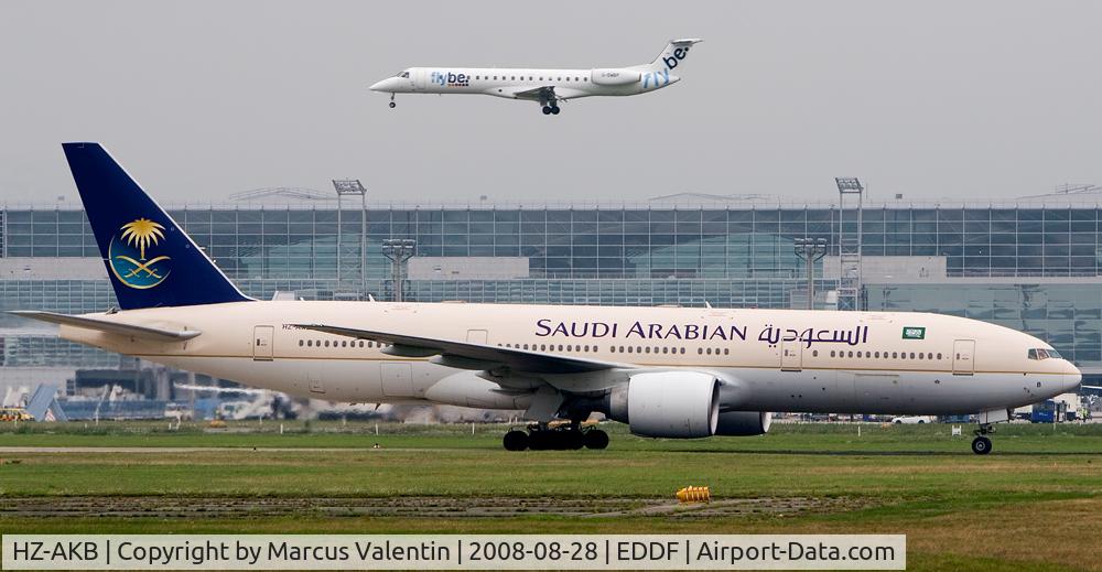 HZ-AKB, 1997 Boeing 777-268/ER C/N 28345, Landing in FRA