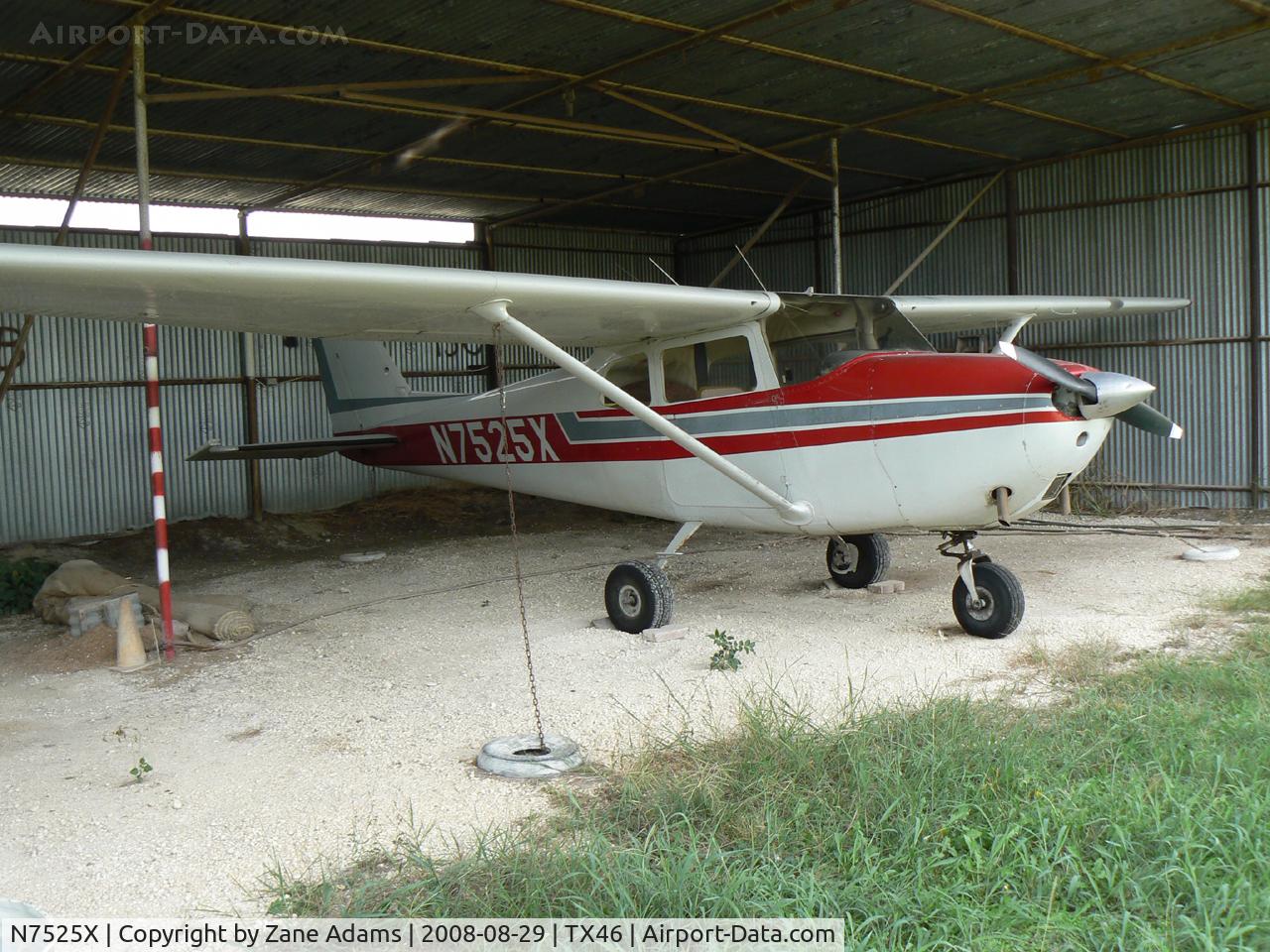 N7525X, 1960 Cessna 172B C/N 17248025, At Blackwood Airpark