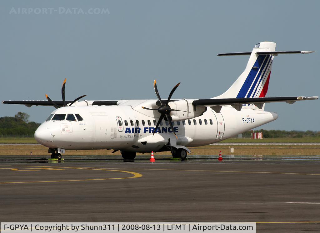 F-GPYA, 1995 ATR 42-500 C/N 457, Waiting a new flight...
