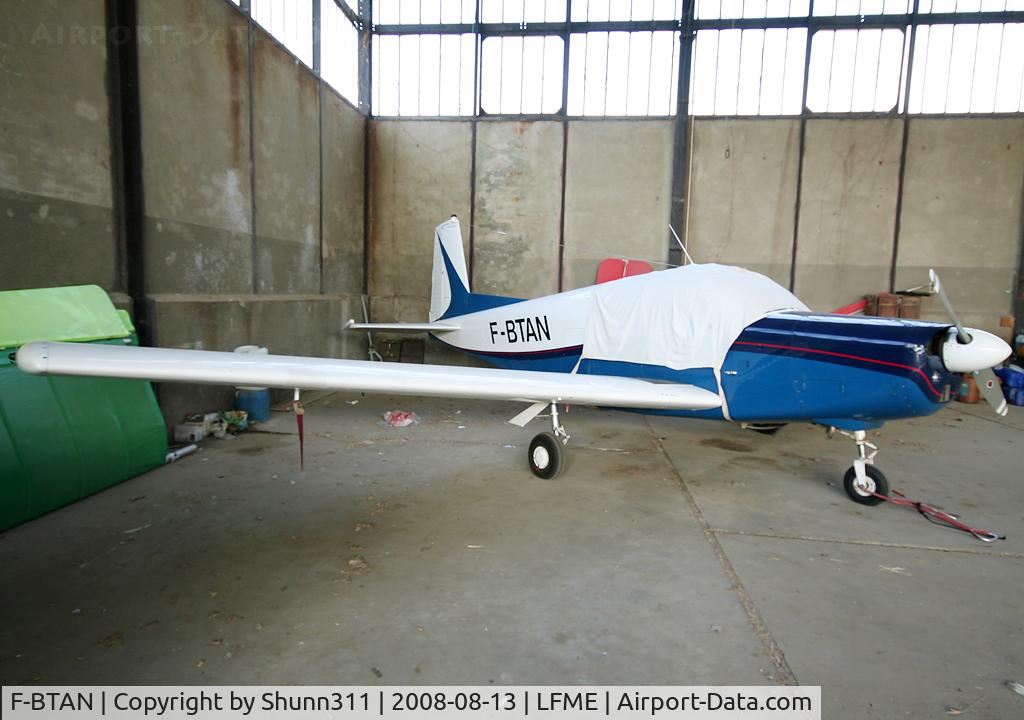F-BTAN, SIAI-Marchetti S-205-18R C/N 4-169, Parked inside Airclub's hangar...