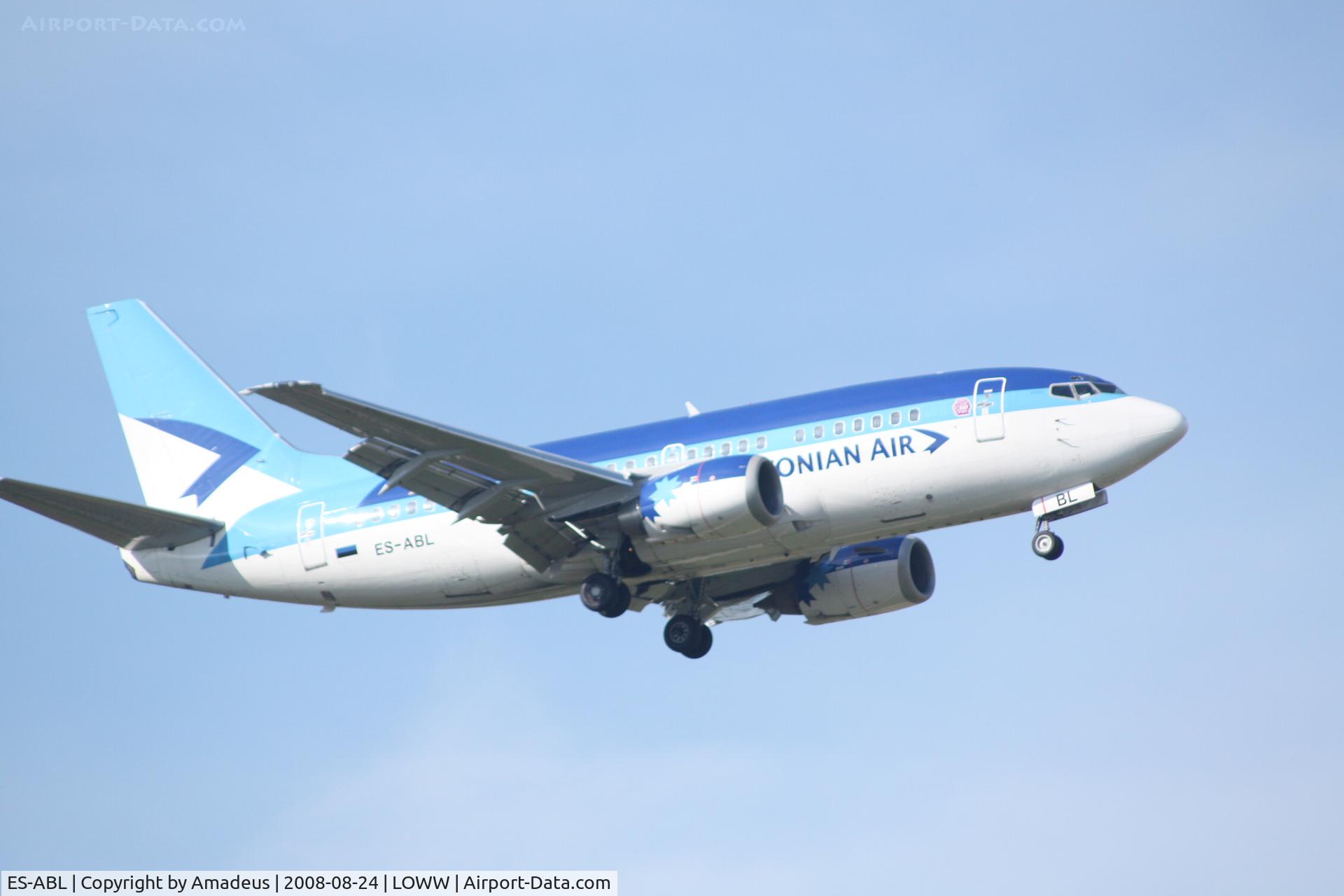ES-ABL, 1998 Boeing 737-5L9 C/N 28997, Boeing 737 landing RWY34