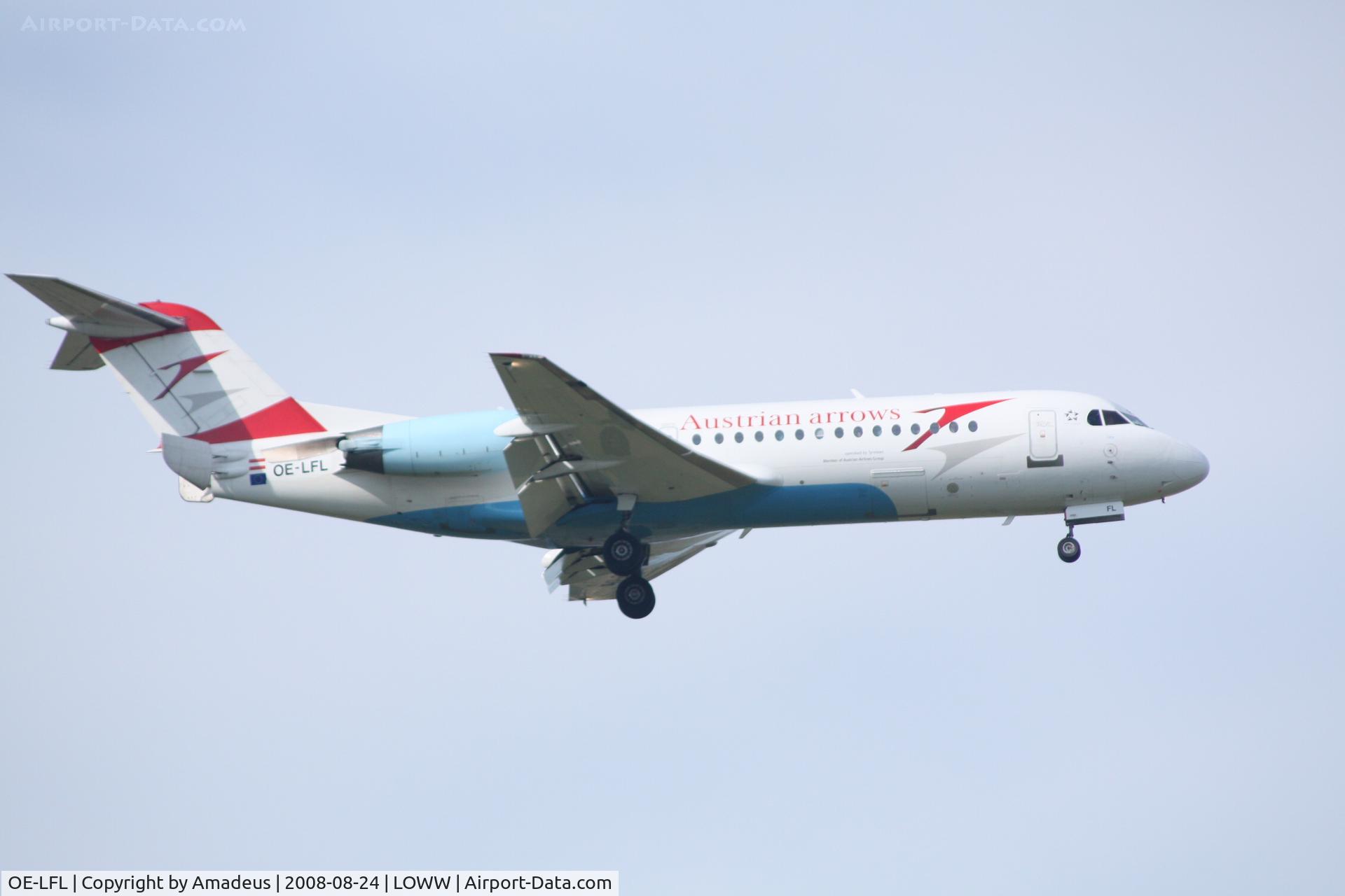 OE-LFL, 1995 Fokker 70 (F-28-0070) C/N 11573, Fokker F70 landing RWY34