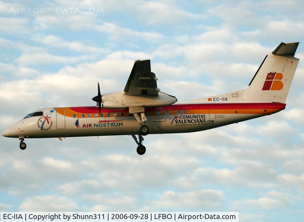 EC-IIA, 2002 De Havilland Canada DHC-8-315Q Dash 8 C/N 587, Landing rwy 32L