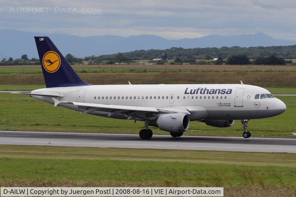 D-AILW, 1998 Airbus A319-114 C/N 853, Airbus A319-114