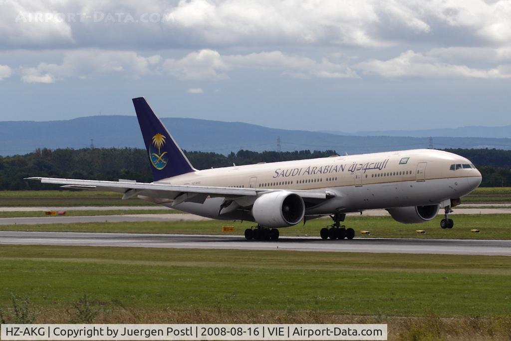 HZ-AKG, 1998 Boeing 777-268/ER C/N 28350, Boeing 777-268