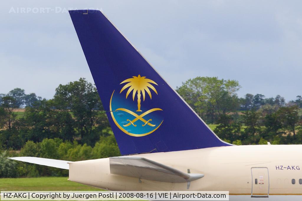 HZ-AKG, 1998 Boeing 777-268/ER C/N 28350, Boeing 777-268