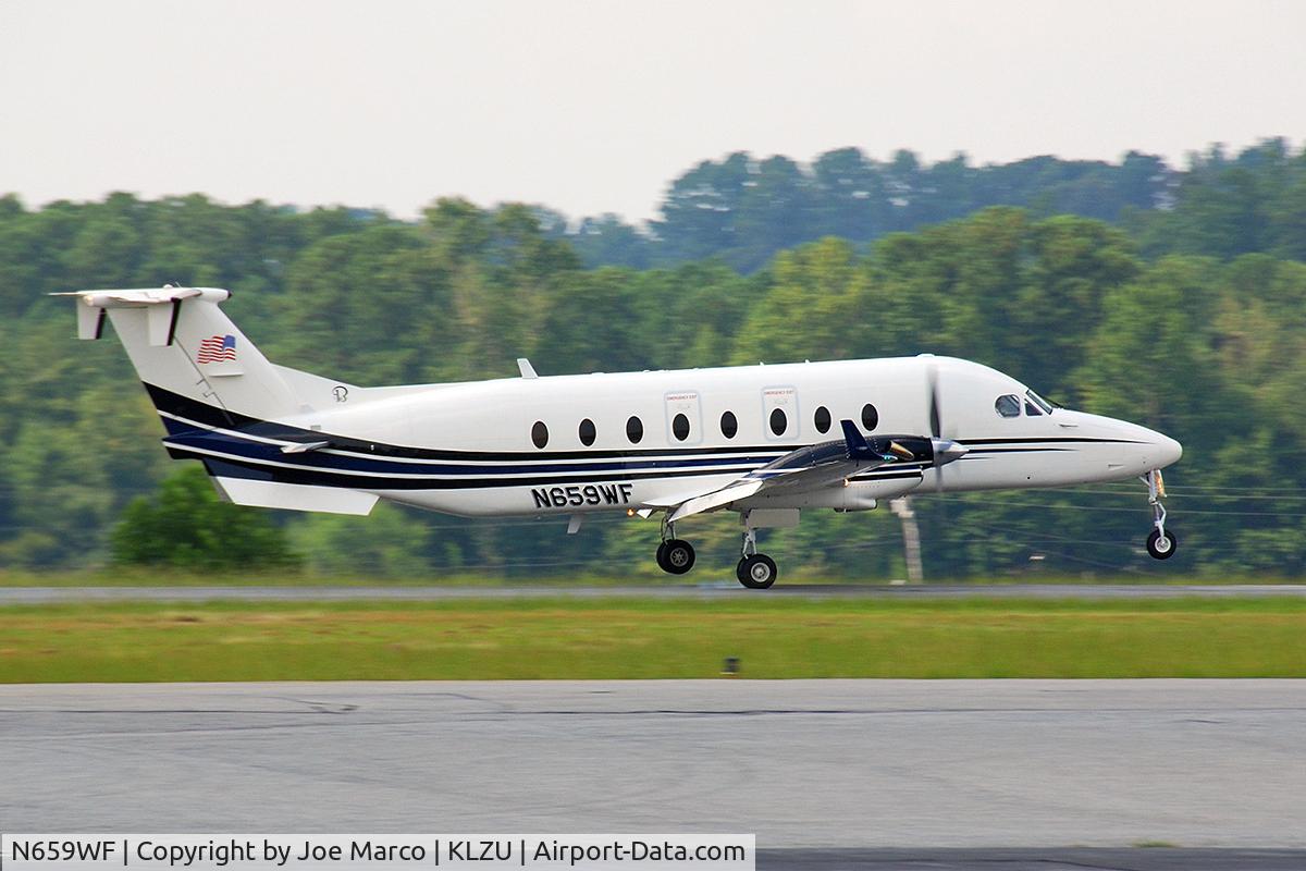 N659WF, 1997 Beech 1900D C/N UE-290, @ LZU