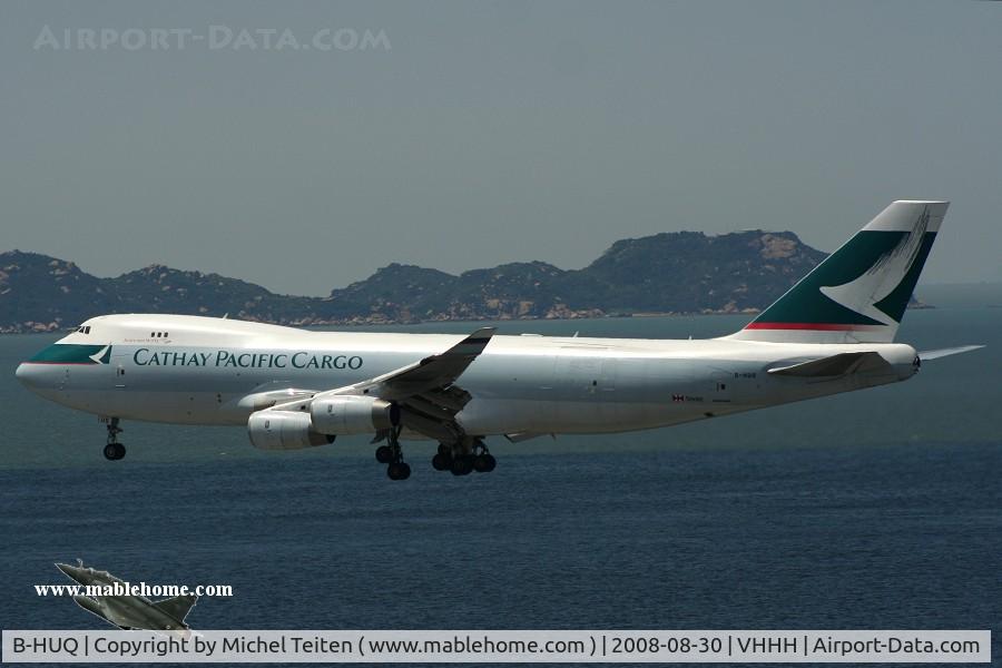 B-HUQ, 2005 Boeing 747-467F/SCD C/N 34150, Cathay Pacific Cargo arriving on runway 25R