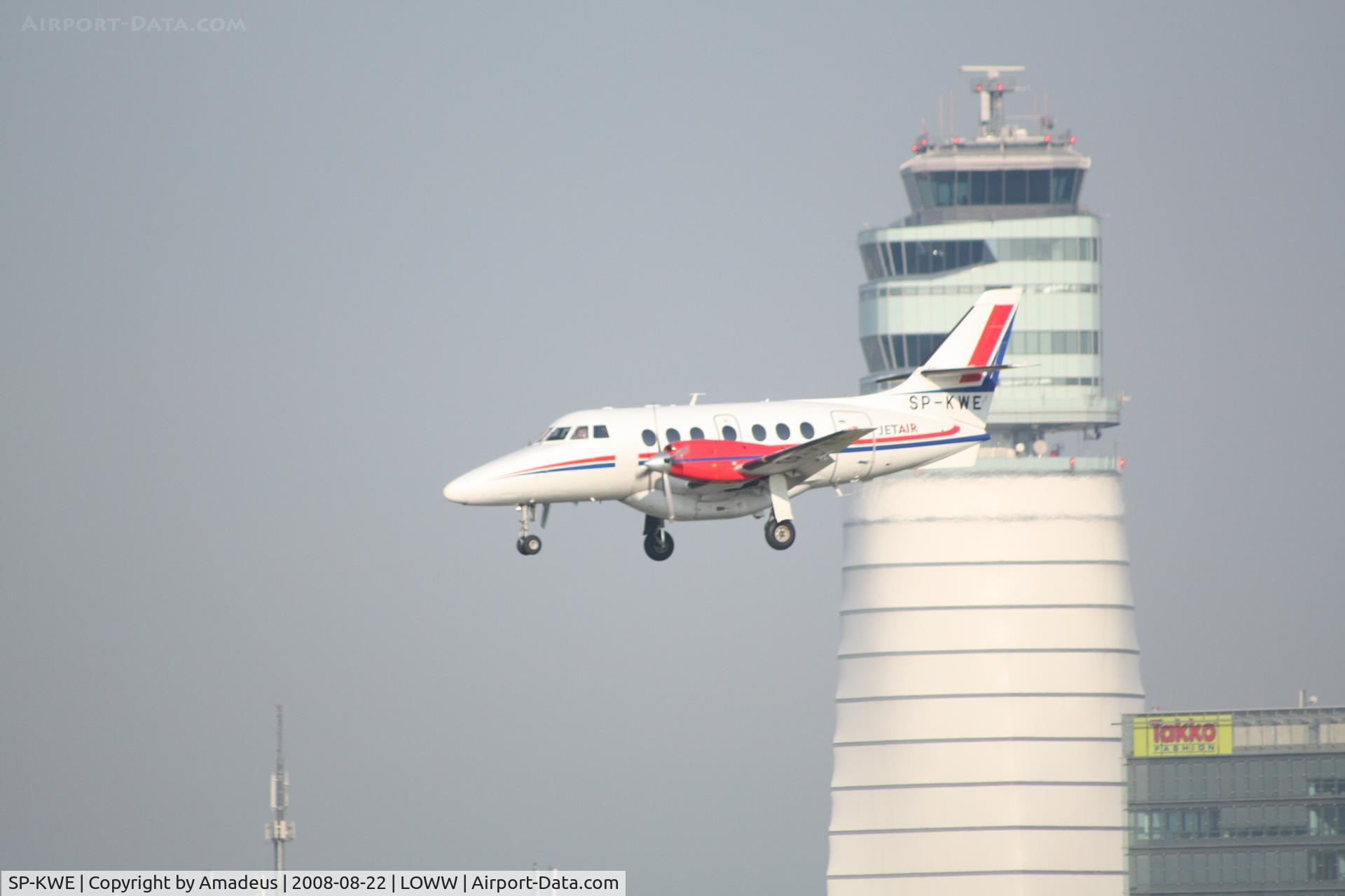 SP-KWE, 1989 British Aerospace Jetstream 3201 C/N 842, BAe Jetstream landing RWY16