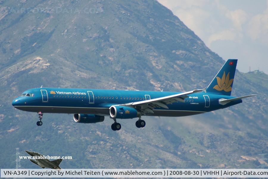 VN-A349, 2005 Airbus A321-231 C/N 2480, Vietnam Airlines arriving on runway 25R