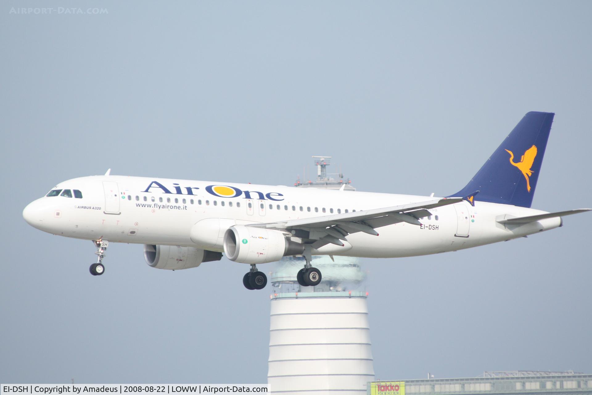 EI-DSH, 2007 Airbus A320-216 C/N 3178, Airbus A320 landing RWY16