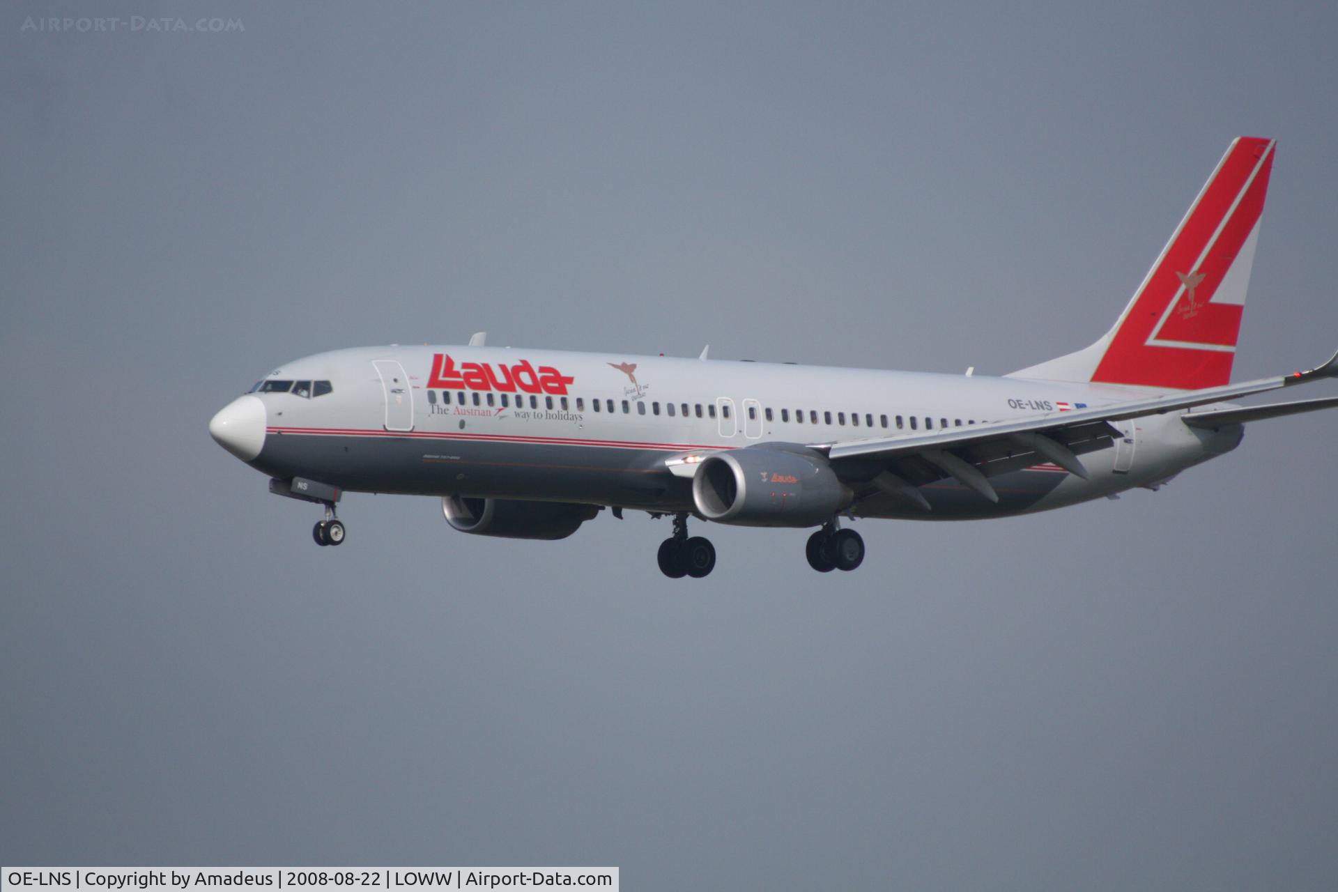 OE-LNS, 2005 Boeing 737-8Z9 C/N 34262, Boeing 737 landing RWY16