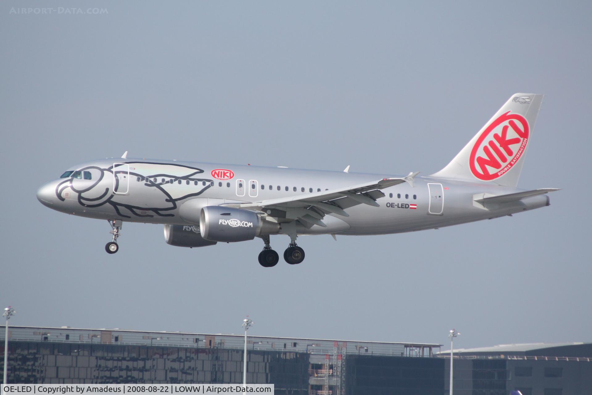 OE-LED, 2008 Airbus A319-112 C/N 3407, Airbus A319 landing RWY16