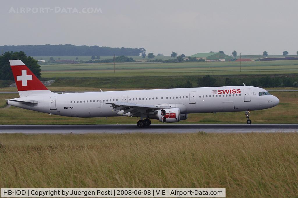 HB-IOD, 1995 Airbus A321-111 C/N 522, Airbus A321-111