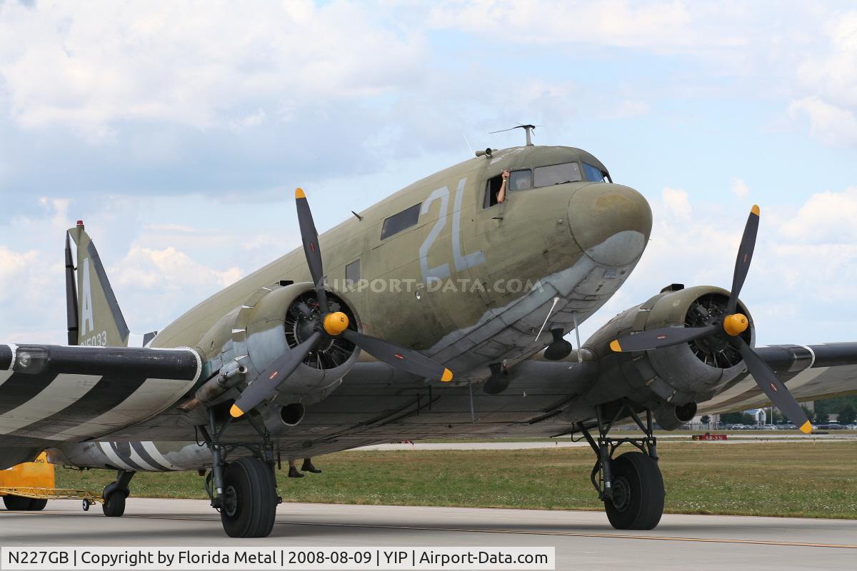 N227GB, 1945 Douglas DC-3C C/N 16597, C-47