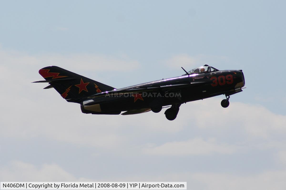 N406DM, 1957 Mikoyan-Gurevich MiG-17T C/N 0613, Mig-17