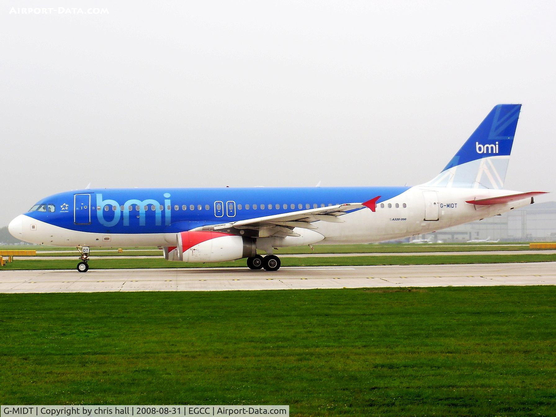 G-MIDT, 2001 Airbus A320-232 C/N 1418, BMI